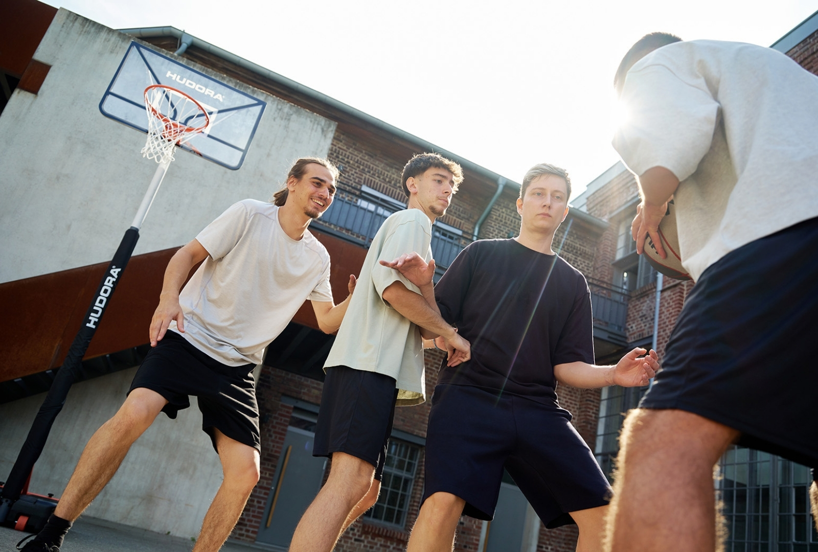 2026_HAH_WEB_Basketball-Roco_1600x1080px